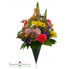 Beaverton Florists Beaverton - Remember your loved ones with a memorial bouquet that can be placed on the grave. This plastic vase comes with a spike to stick into the ground. 