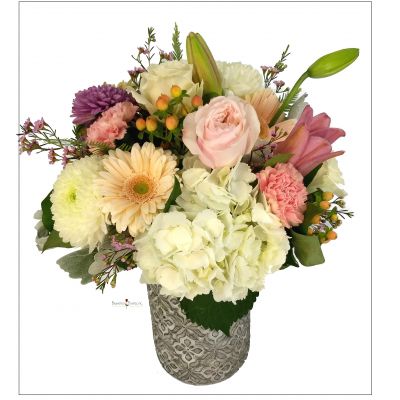 Beaverton Florists Beaverton - A fantastic soft mix of Roses, Hydrangea, Lilies, Mums in creams, whites and pinks, complemented with a selection of greenery and fillers, in a keepsake vase (ceramic or glass upon disponibility)
A beautiful way to celebrate your special occasion.
LOCAL ONLY



